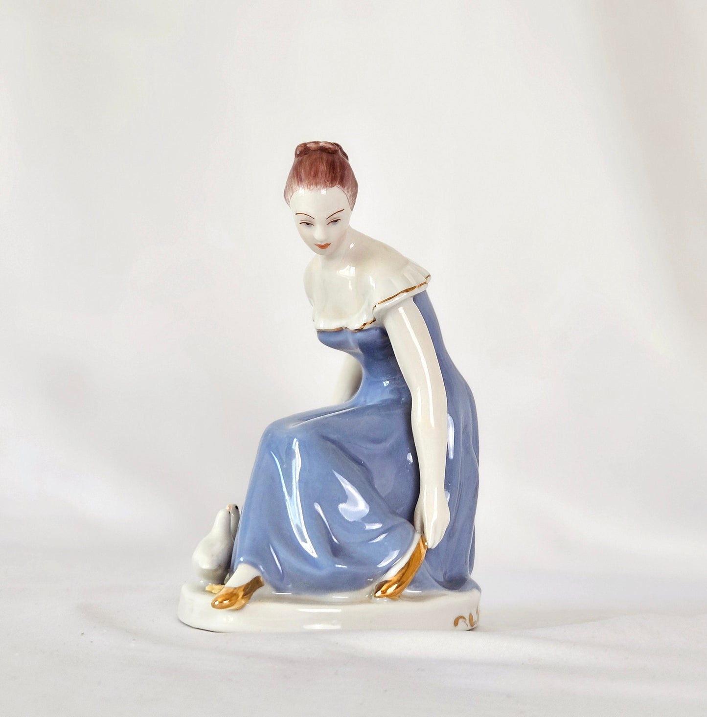 Royal Dux Procelain Cinderella Figurine