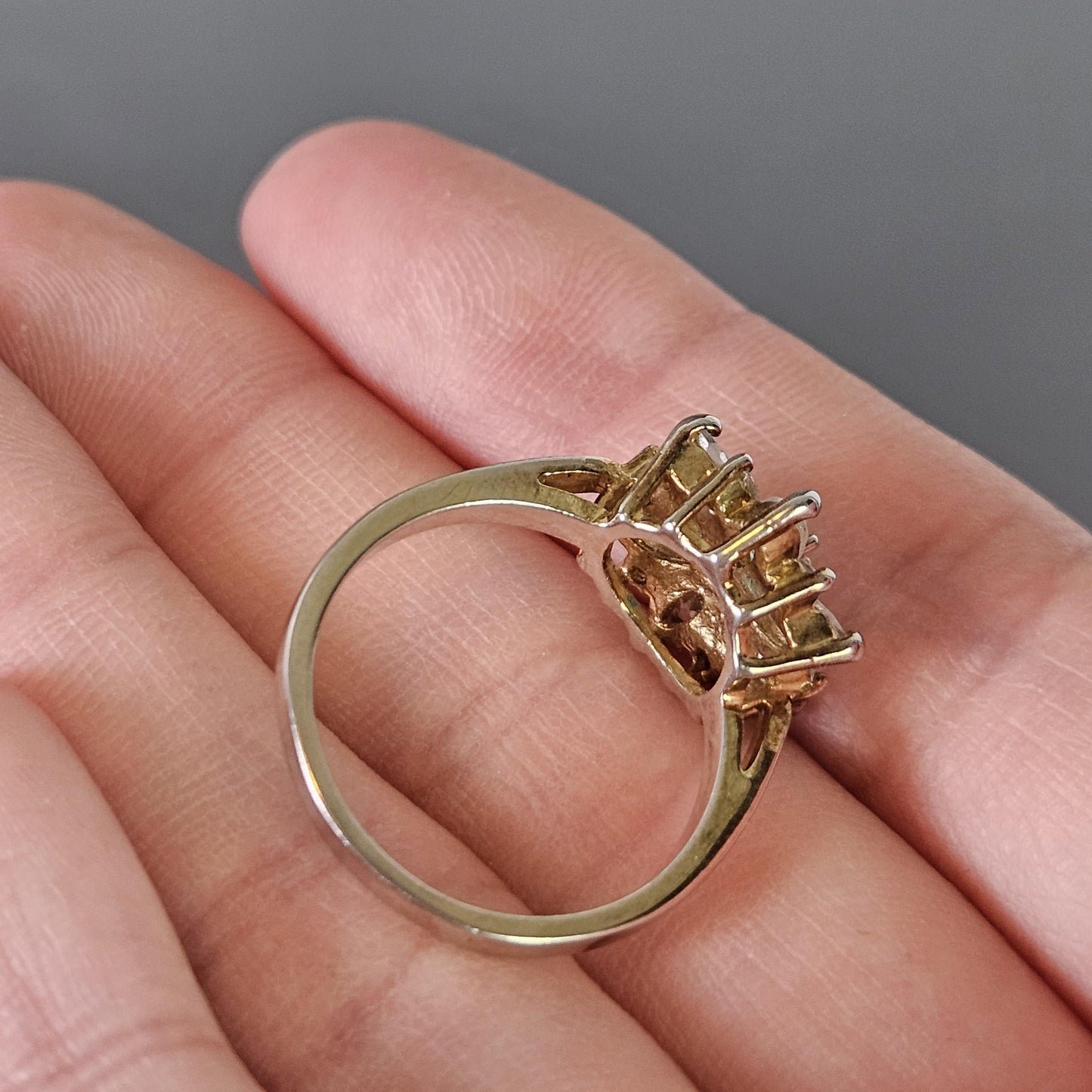Vintage Flower Ring with CZ, Gold Plated Size 8 Brilliant