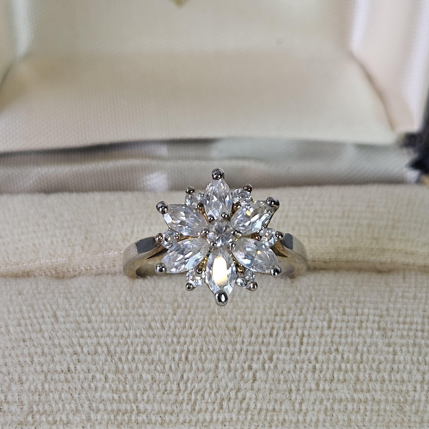 Vintage Flower Ring with CZ, Gold Plated Size 8 Brilliant