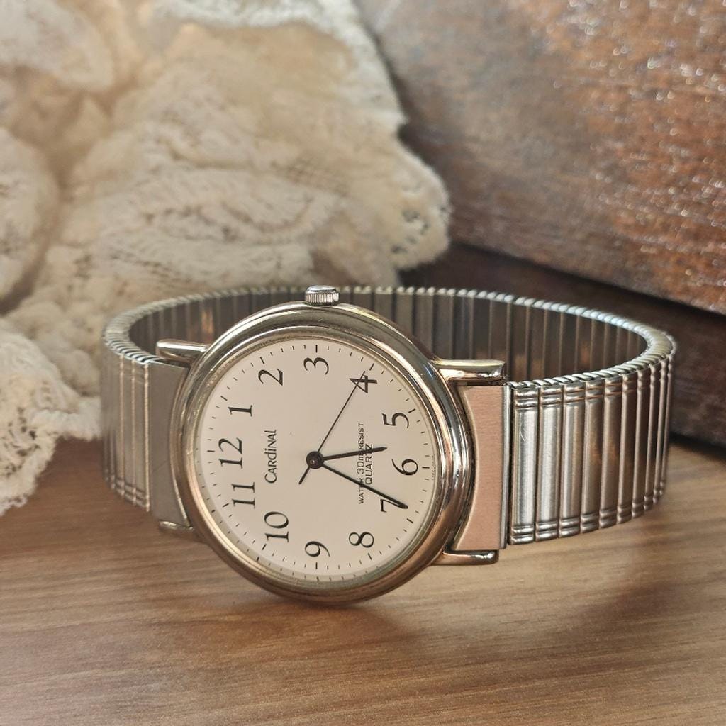 Vintage Analog Cardinal Watch Stretchy Band, Unisex