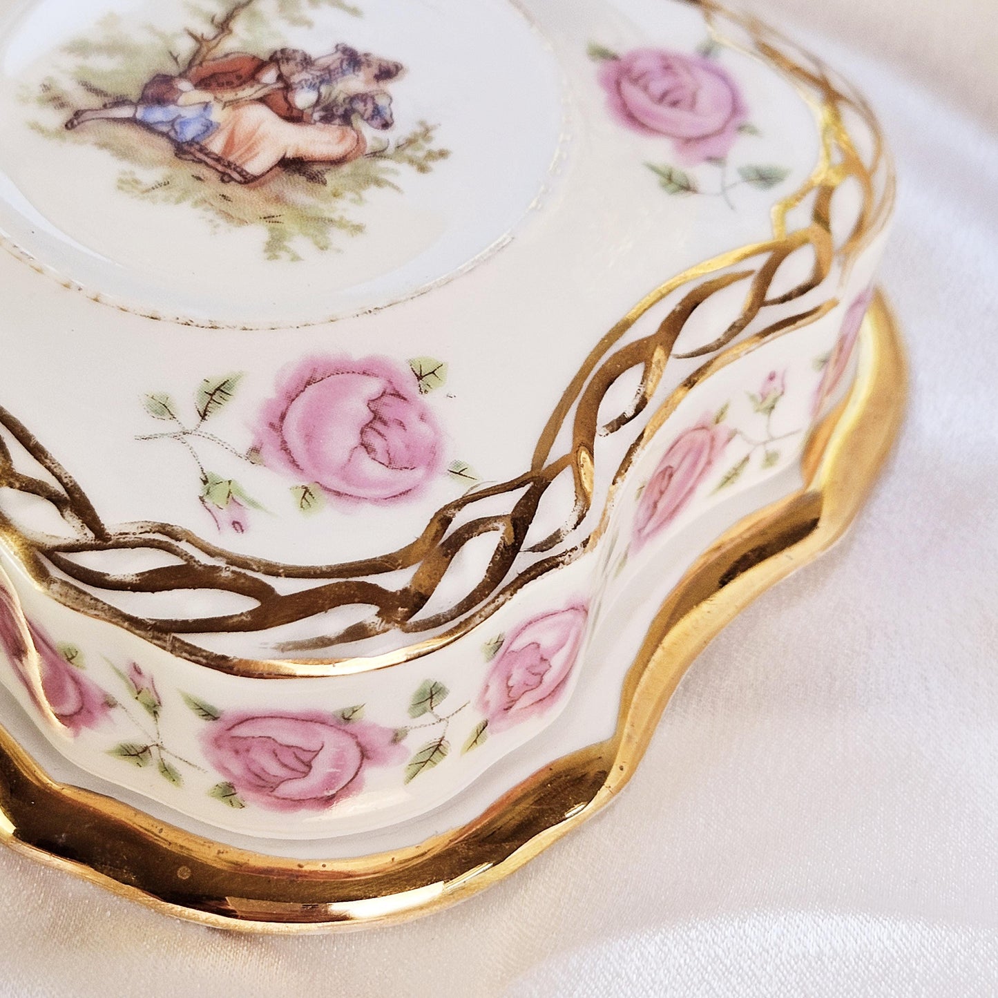 Vintage Cmielow Porcelain Jewelry Box with Romantic Rococo Scene and Rose Motif, Poland