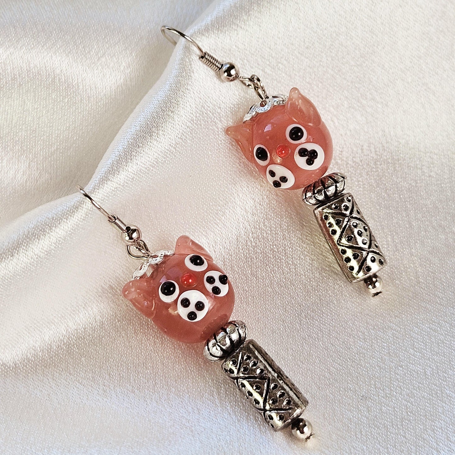 Quirky Kitty Cat Glass Bead Dangle Earrings with Intricate Silver Tone Accents