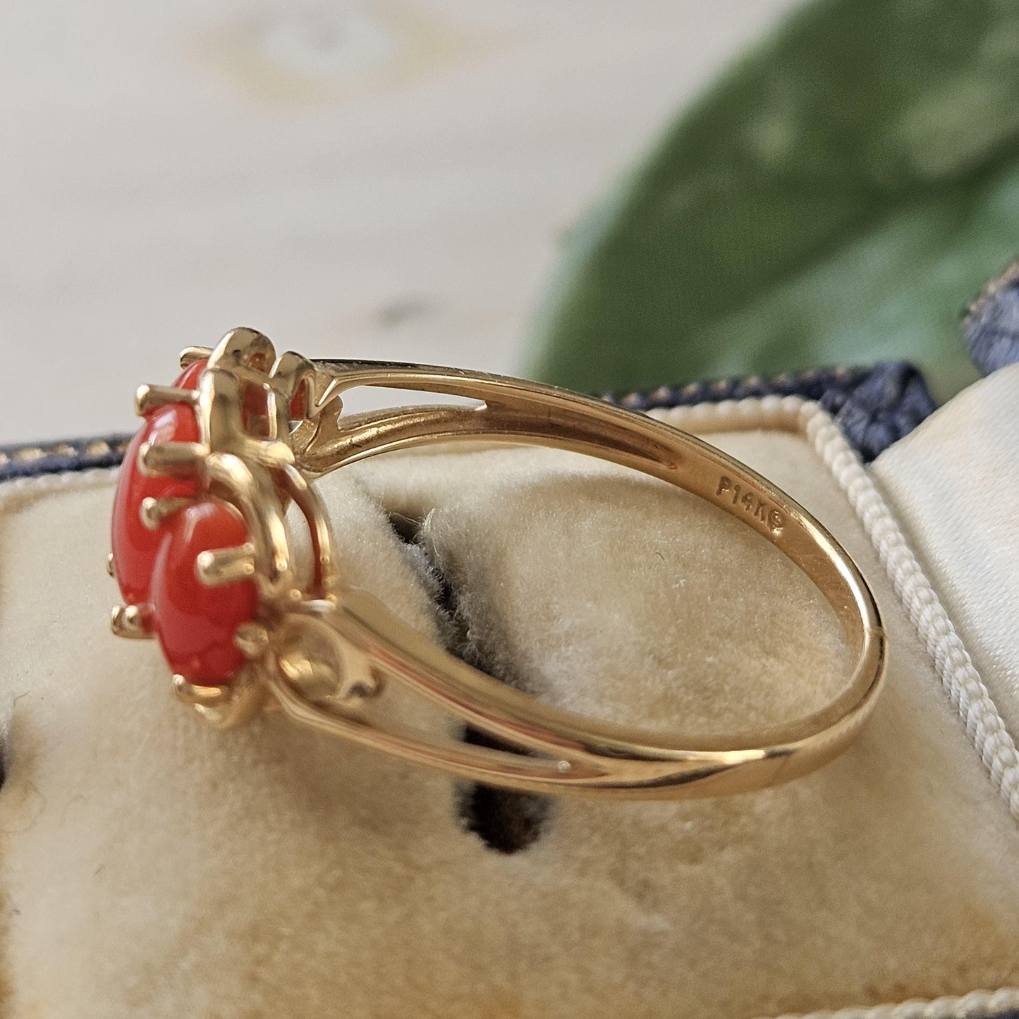 Vintage Coral Cabochon Ring in Elegant 14k Gold Setting