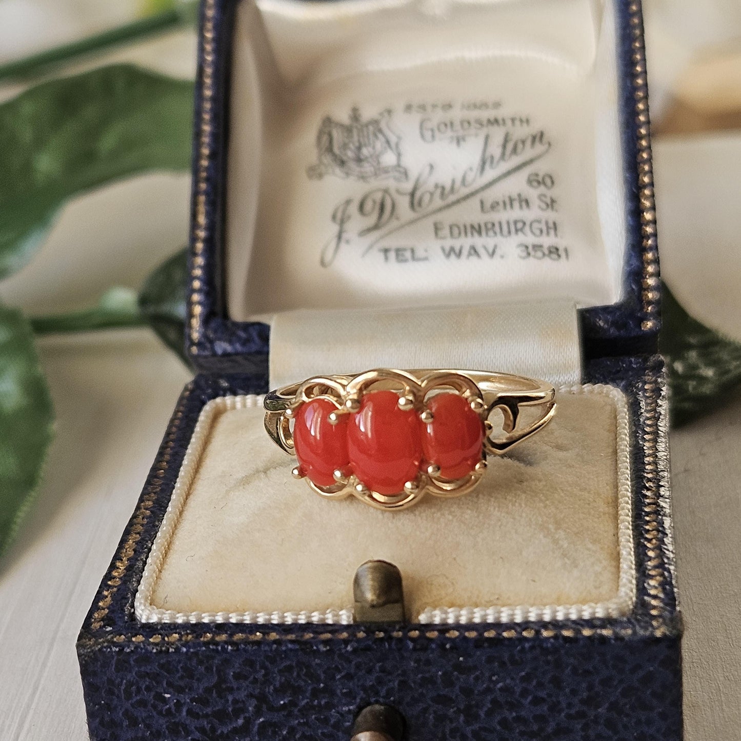 Vintage Coral Cabochon Ring in Elegant 14k Gold Setting