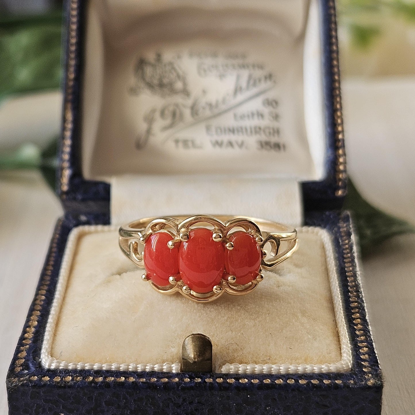 Vintage Coral Cabochon Ring in Elegant 14k Gold Setting