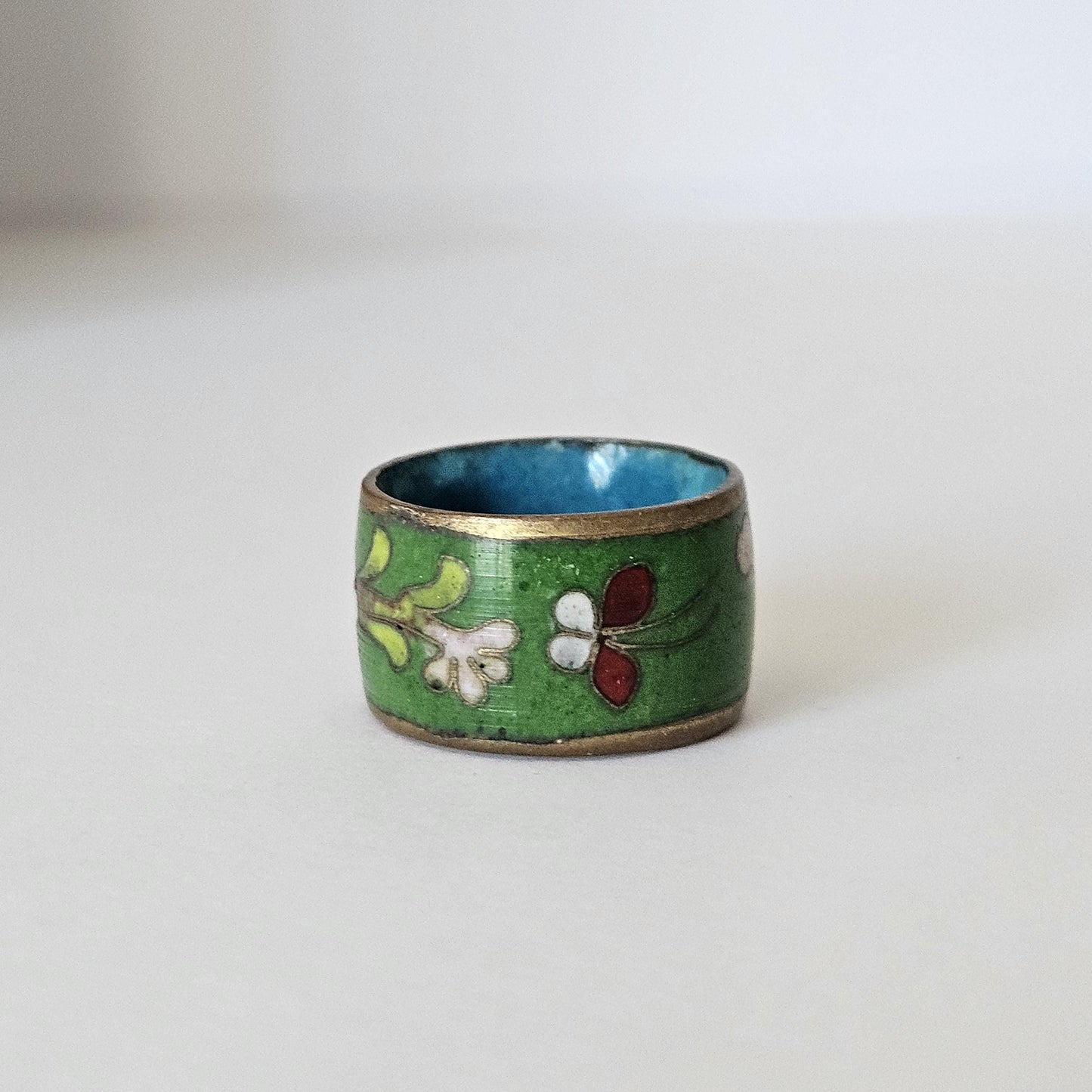 Vintage Cloisonné Enamel Ring – Wide Band Green Floral Design with Blue Interior, Boho Statement Jewelry